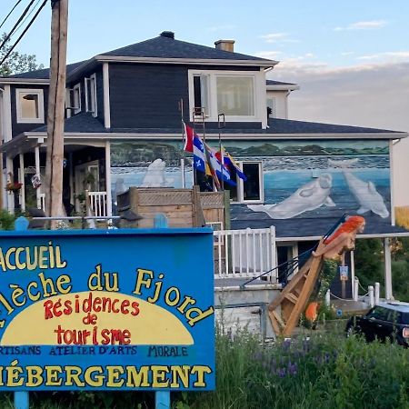 Suite 2 Fleche Du Fjord Vue Saguenay Mont Valin Saint-Fulgence 외부 사진